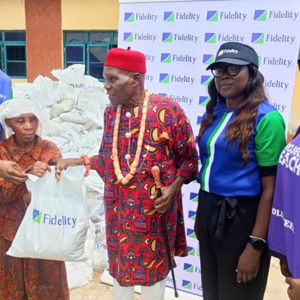 Fidelity Bank moves food bank relief initiative to Rivers community