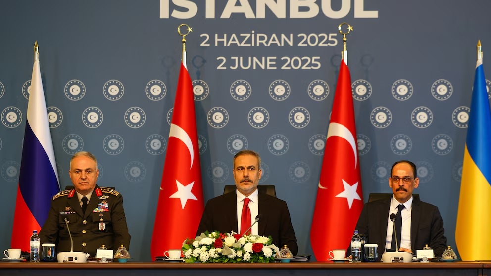 Russia and Ukraine resume peace talks in Istanbul, amid ongoing conflict