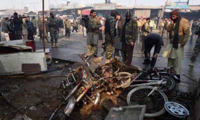 Suicide bomber kills 13 Pakistani soldiers