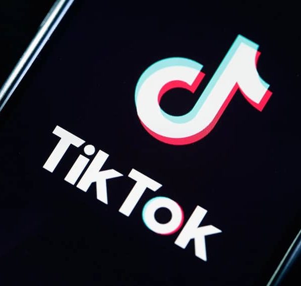 JUST IN: Trump extends TikTok deadline by 90 days, defying U.S. ban