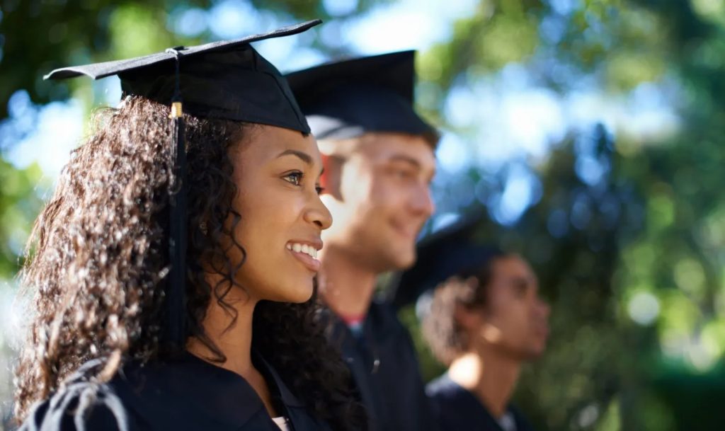 UK graduates face worse job market in 7 years with the advent of AI