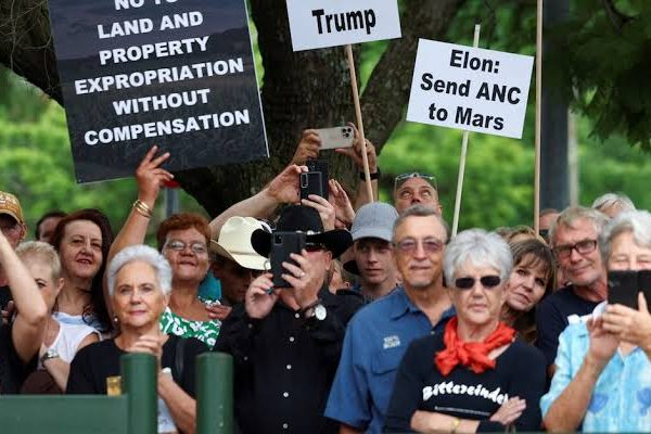 More White South Africans flee to US amid racism allegations
