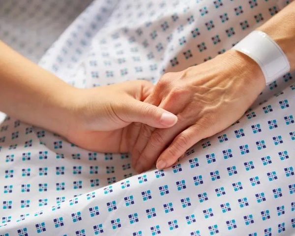 Just in: Doctor warns death may be near if you notice this symptom