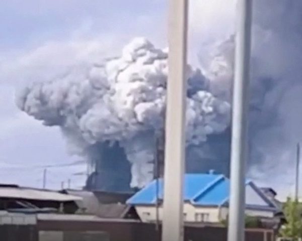 Ukraine bombs four Russian military airfields