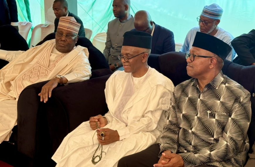 VIDEO: Atiku, Obi, El-Rufai Storm Daura for Buhari’s Fidau Prayer