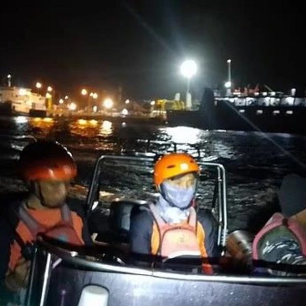 5 dead, dozens missing, as ferry sinks in Banyuwangi, Indonesia