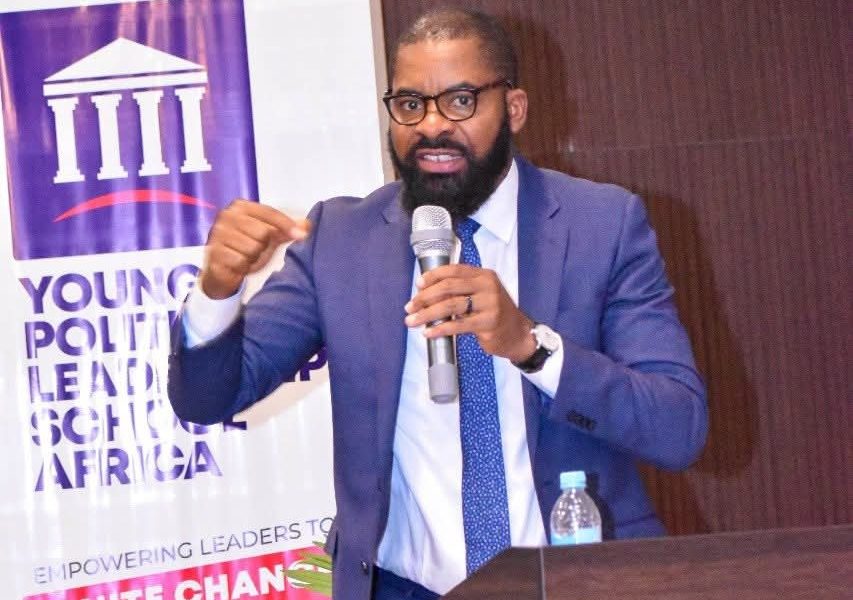 Deji Adeyanju