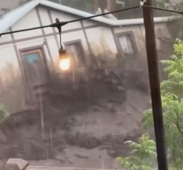 Flash flood in Mexico, at least 3 missing