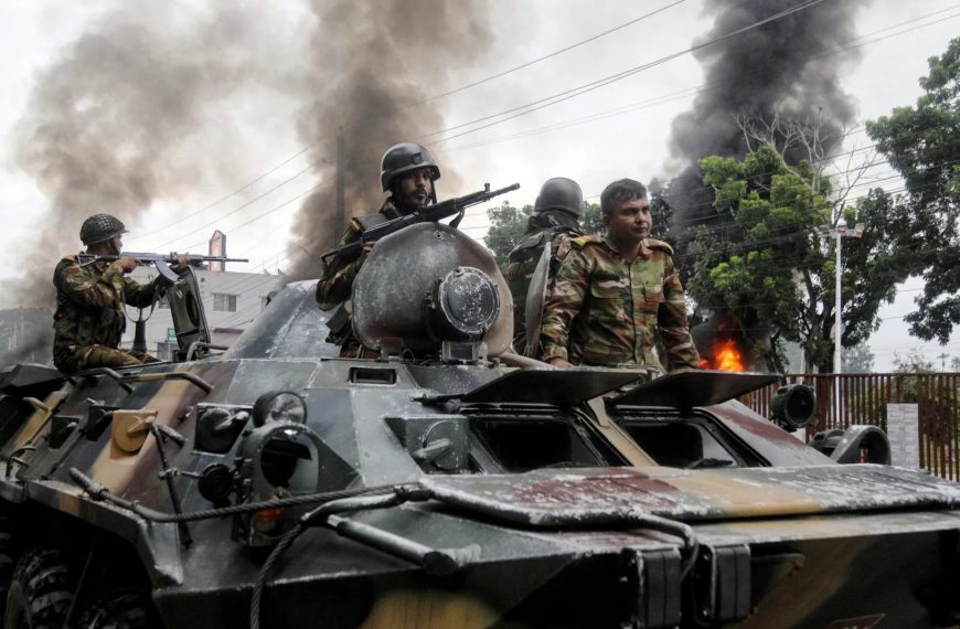 Four Killed as Violence Erupts at Bangladesh Rally