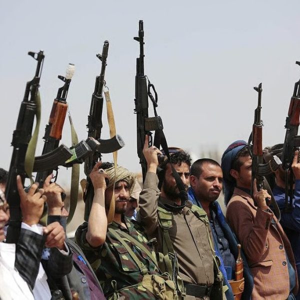 Houthi Gunrunners Thrive on X, WhatsApp
