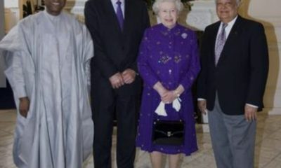 Queen Elizabeth II with (L-R) former Commonwealth Secretaries-General Emeka Anyaoku, Don McKinnon and Shridath Ramphal.