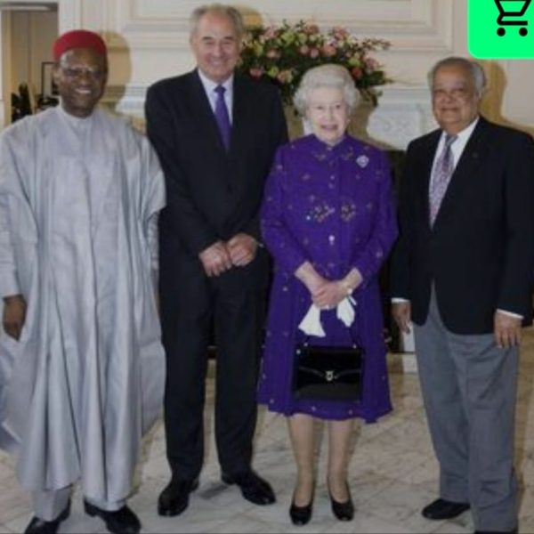 Queen Elizabeth II with (L-R) former Commonwealth Secretaries-General Emeka Anyaoku, Don McKinnon and Shridath Ramphal.