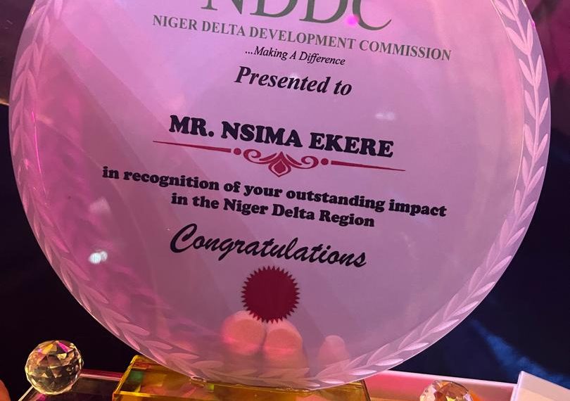 NDDC Honours Ex-MD Nsima Ekere For Outstanding Contributions