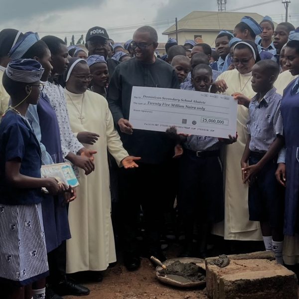 Peter Obi and officials of Dominican College