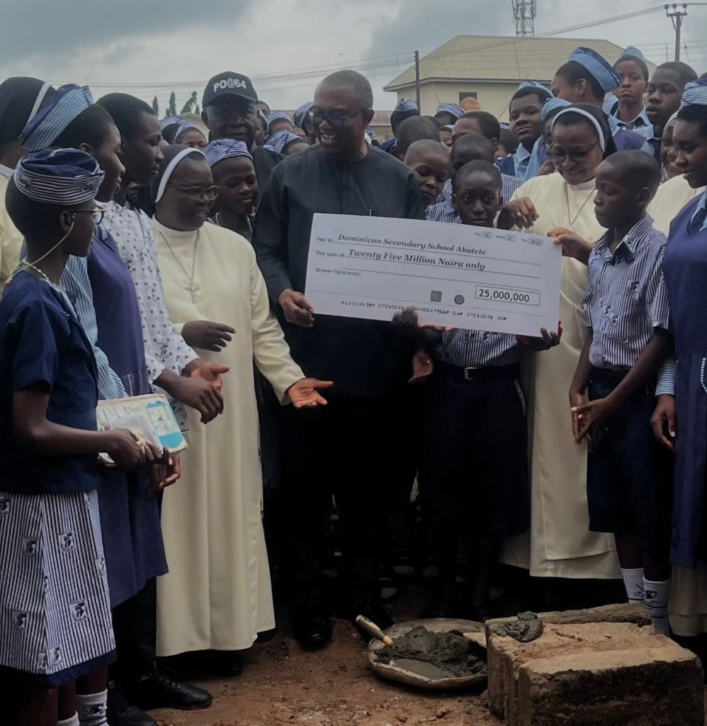 Peter Obi and officials of Dominican College