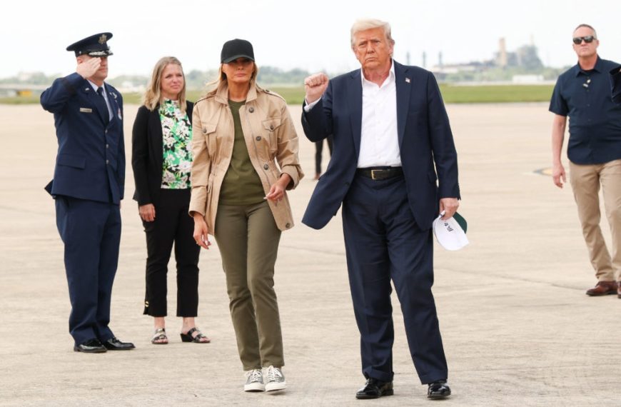 Trump Visits Flood-Hit Texas: 7 Words That Say It All