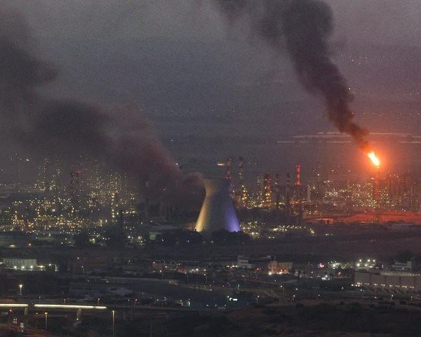 Israel Launches Airstrikes on Houthi Targets Across Yemeni Ports and Power Facility