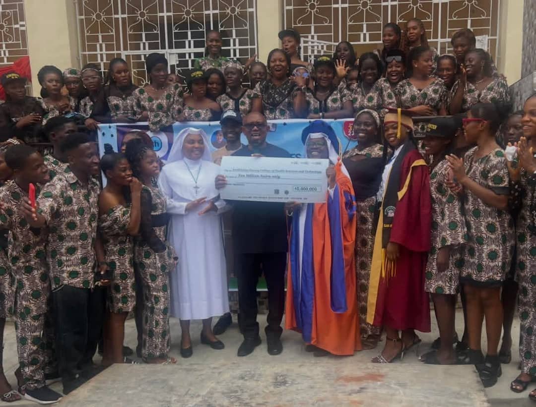 JUST IN: Peter Obi donates ₦10m to Anambra health college development
