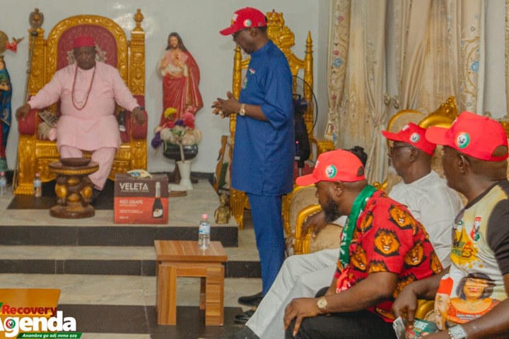George Moghalu at the palace of HRM Eze Chukwuemeka Eri of Iduu Eri Kingdom