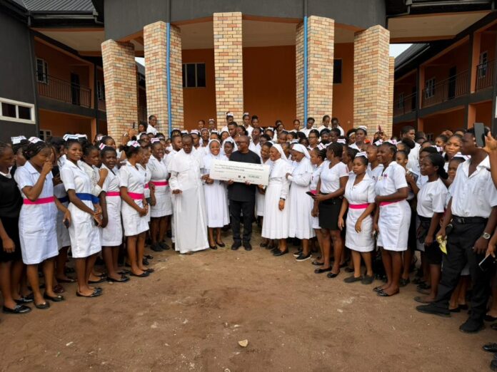 Peter Obi and nursing students