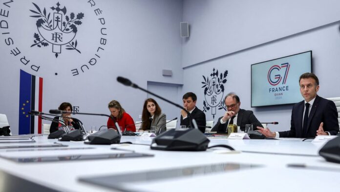 G7 leaders in France for diplomatic meeting.