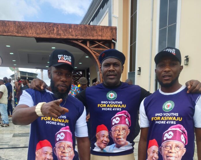 Hon. Ibeh Franklin Kennedy Chukwuemeka and his team